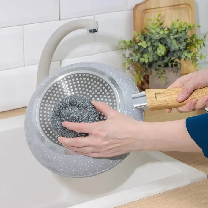 Губка для посуды металлическая Raccoon, плетёная, оцинкованная, 30 гр Губка для посуды металлическая Raccoon, плетёная, оцинкованная, 30 гр