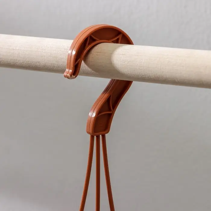 Кашпо уличное с прикорневым поливом «Мирабель», 1,5 л, цвет коричневый