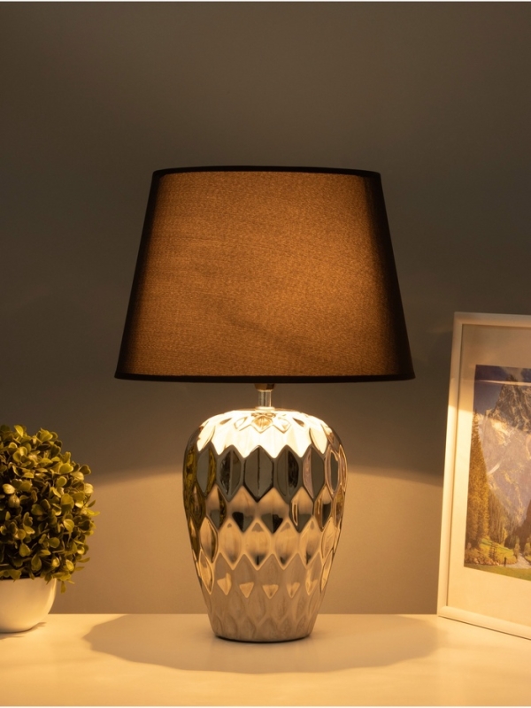 Настольная лампа Настольная лампа "Лерой" 1х15Вт Е14 серебро 30х30х45см