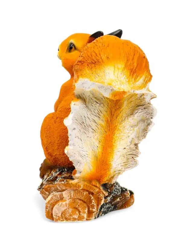 Садовая фигура из полистоуна &laquo;Белочка с орешком на пне&raquo;, 25&times;12&times;23 см