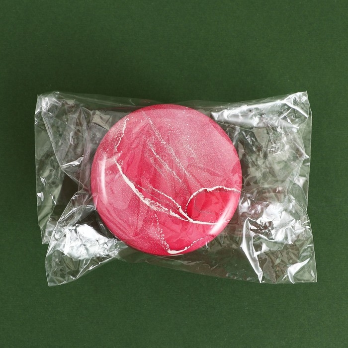 Ароматическая свеча из соевого воска «Вечерний уют», аромат яблоко, 6 х 6 х 4 см. Ароматическая свеча из соевого воска «Вечерний уют», аромат яблоко, 6 х 6 х 4 см.