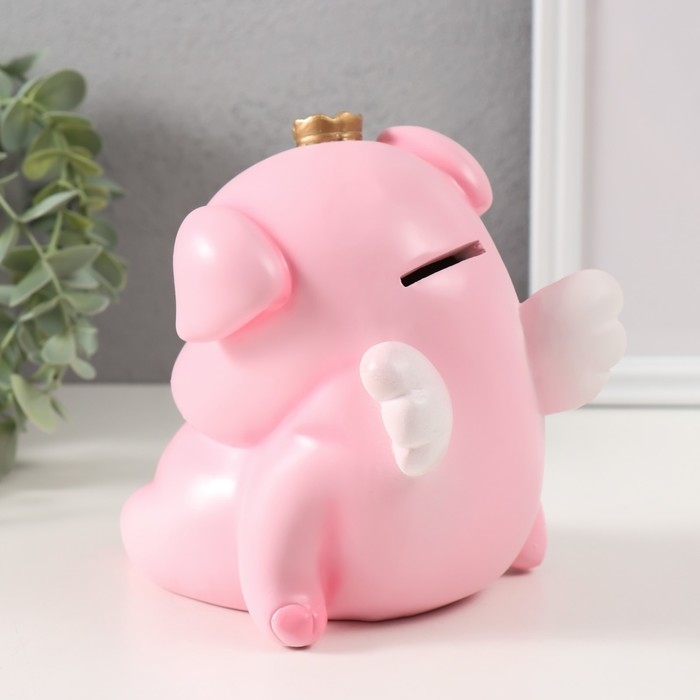 Копилка Копилка "Свинка принцесса" Высота 14 см, ширина 12 см, длина 15 см.