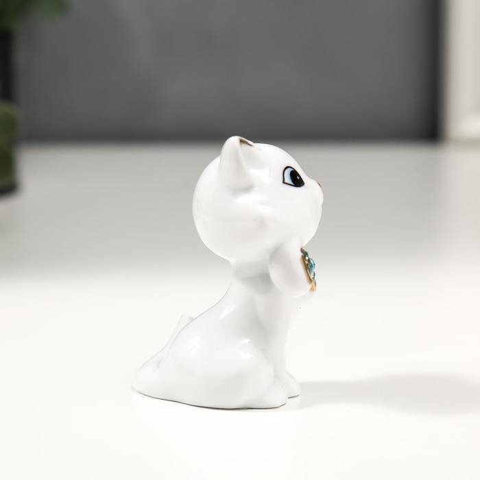 Сувенир керамика Сувенир керамика "Белый котёночек с бабочкой" с золотом, стразы 7,5 см