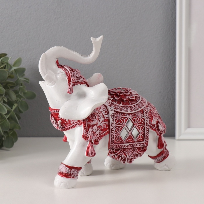 Сувенир полистоун Сувенир полистоун "Белый слон. Бордовая попона с цветком и стразой" 17,5х9х17 см