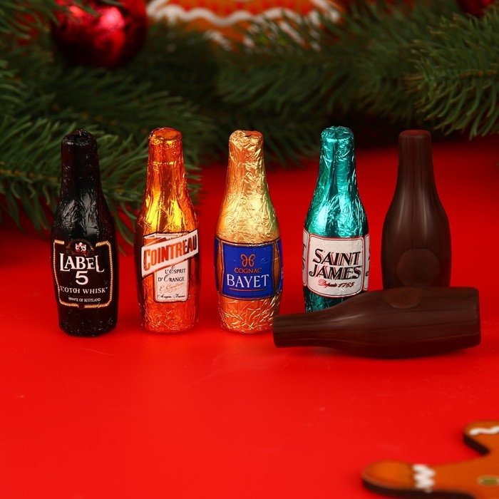 Новый год. Шоколад фигурный SELECTION LIQUEURS, с алкогольной начинкой, ассорти, 13 ± 1 г Новый год. Шоколад фигурный SELECTION LIQUEURS, с алкогольной начинкой, ассорти, 13 ± 1 г