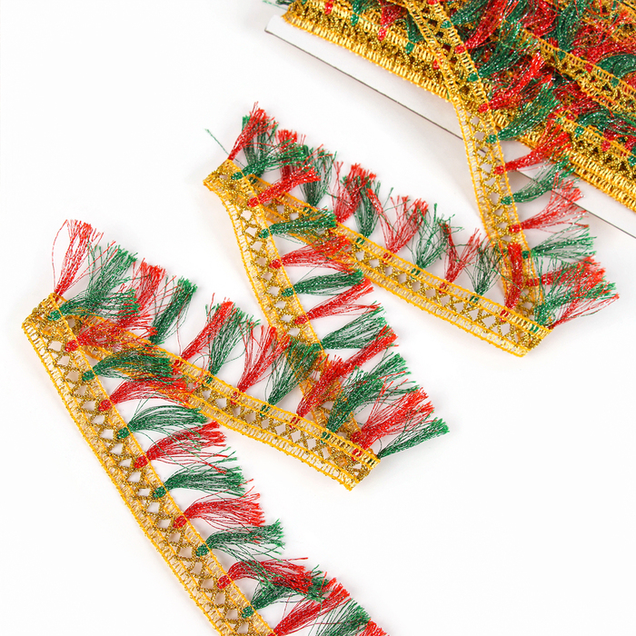 Тесьма красно-зелёная «Кисточки», ширина 4 см, в упаковке 25 м Тесьма красно-зелёная «Кисточки», ширина 4 см, в упаковке 25 м