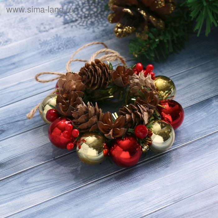 Венок новогодний d-10 см  Венок новогодний d-10 см "Шарики" шишки