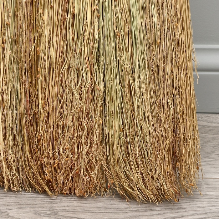 Веник 3-х лучевой 6-ти прошивной «Сорго», 400 гр, 95 см Веник 3-х лучевой 6-ти прошивной «Сорго», 400 гр, 95 см