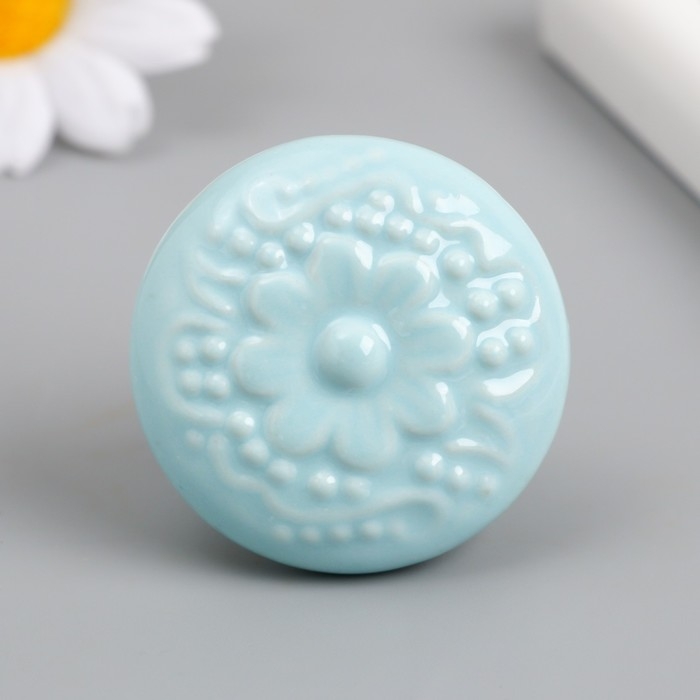 Ручка для шкатулки керамика, металл Ручка для шкатулки керамика, металл "Цветок" нежно-голубая 4,4х4,4х3,4 см