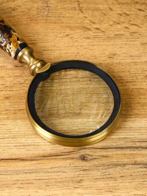 Лупа  Лупа "Шерлок" латунь, смола 7,5х7,5х20 см