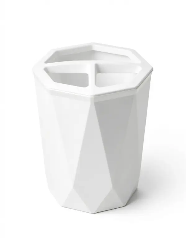 Подставка для зубных щёток &laquo;Призма&raquo;, 9.5&times;9.5&times;11.5 см, белая