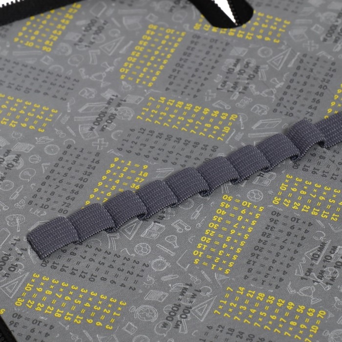 Пенал 2 секции, 125 х 205 х 40 мм, Calligrata 30П26/2 Пенал 2 секции, 125 х 205 х 40 мм, Calligrata 30П26/2 "Мяч футбол", ламинированный картон