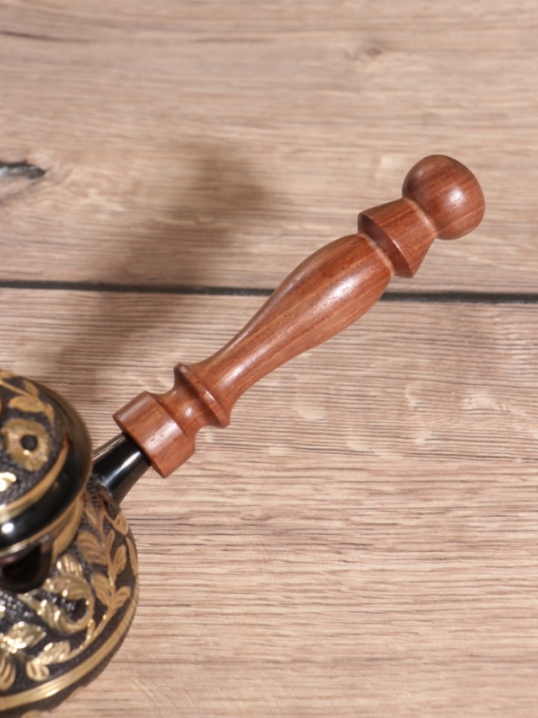 Турка "Чёрное золото" латунь, с крышкой и деревянной ручкой, 250 мл