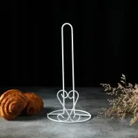 Держатель для бумажных полотенец настольный Доляна &laquo;Сердце&raquo;, 13.5&times;13.5&times;28 см, цвет белый