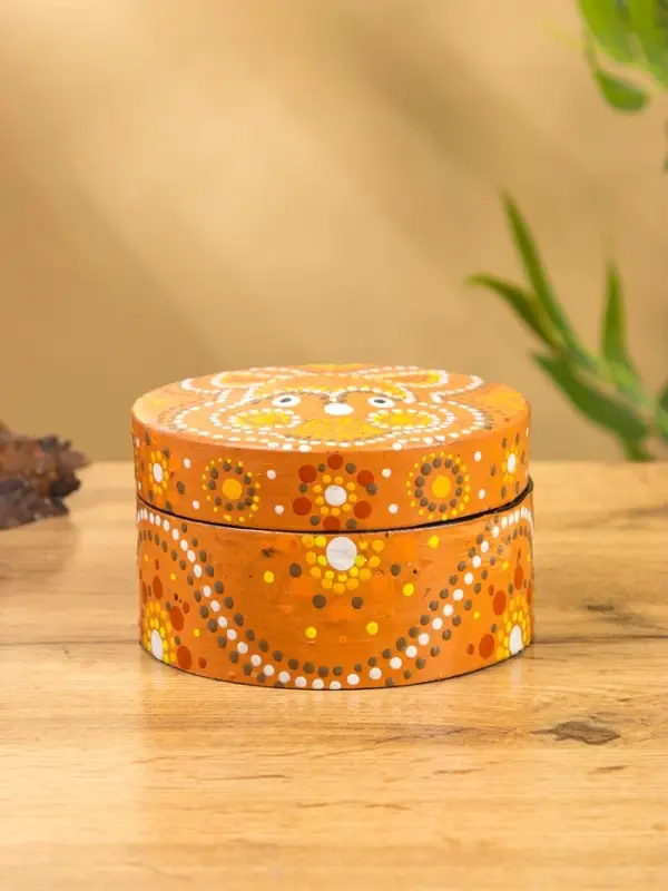 Шкатулка "Кролик" дерево 12х12х7 см