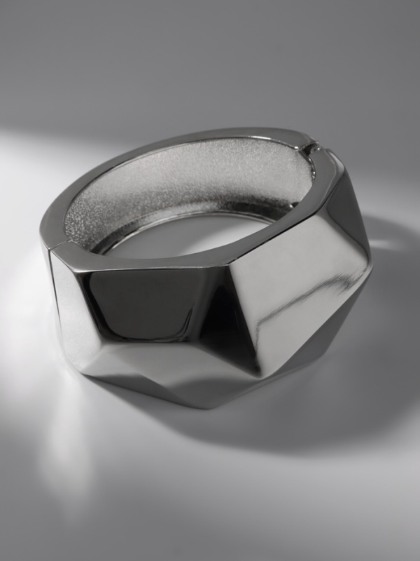 Браслет металл «Манжета» углы, цвет серебро Браслет металл «Манжета» углы, цвет серебро