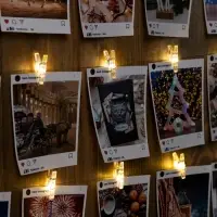 Гирлянда &laquo;Нить&raquo; 2 м роса с насадками &laquo;Прищепки&raquo;, IP20, серебристая нить, 20 LED, свечение тёплое белое, ААх2