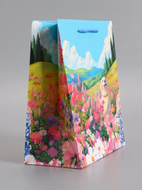 Пакет подарочный ламинированный "Поле цветов" 18 х 22,3 х 10 см