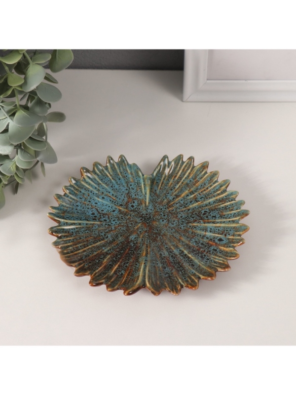 Сувенир керамика подставка "Лист полусолнце" зелёный глянец 13х14,5х1,5 см