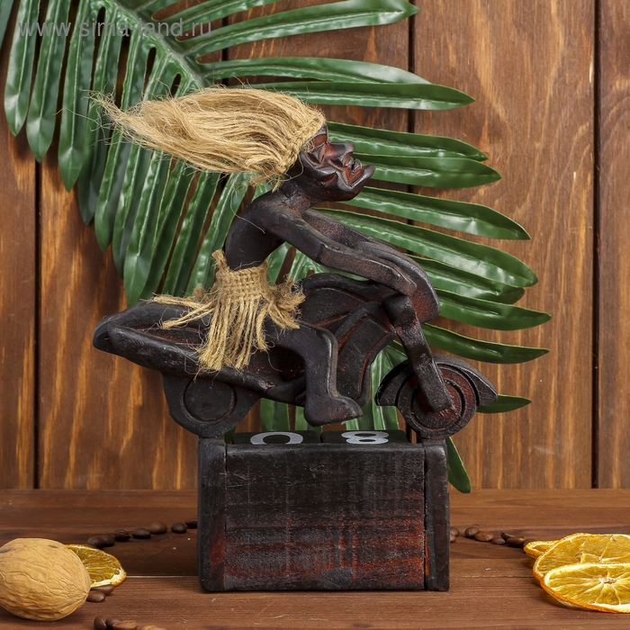 Сувенир календарь «Абориген на мотоцикле», 20×16×9 см, дерево Сувенир календарь «Абориген на мотоцикле», 20×16×9 см, дерево