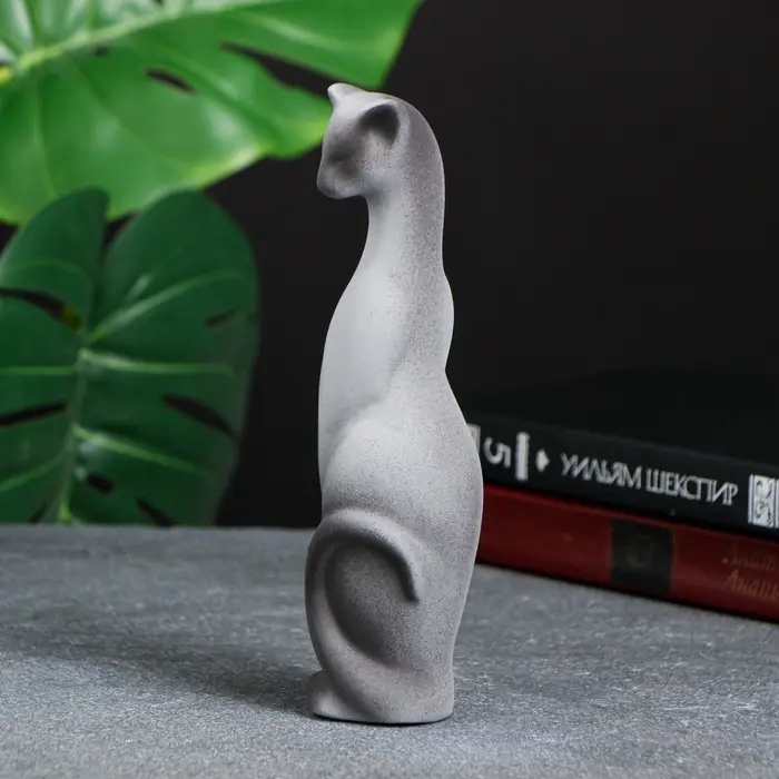 Фигурка керамика &laquo;Кошка Багира наклоненная&raquo;, серо-чёрный, 4&times;5&times;20 см