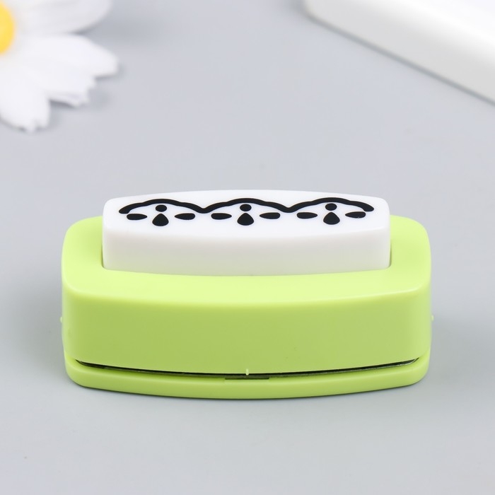 Фигурный дырокол края Фигурный дырокол края "Рукоделие" Узор №017 JF-829 6,8х3,0х3.2 см