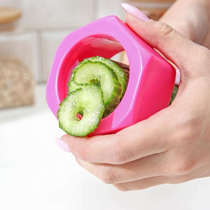 Нож для фигурной резки спиралью Доляна «Солнце», 8 см, цвет МИКС Нож для фигурной резки спиралью Доляна «Солнце», 8 см, цвет МИКС