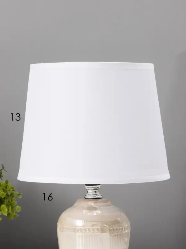 Настольная лампа RISALUX &laquo;Тирел&raquo;, Е14, 40 Вт, 18&times;18&times;30 см, бежевая