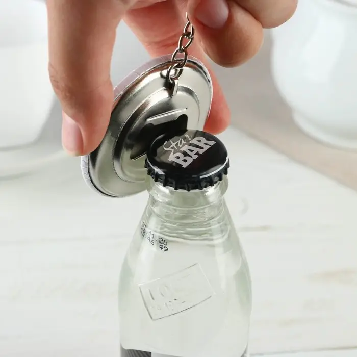 Брелок открывашка для ключей «Отвлекись от суеты», диам. 5,8 см