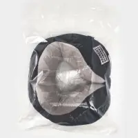 Подушка для путешествий бархатная формовая "Недоступен", черная Подушка для путешествий бархатная формовая "Недоступен", черная