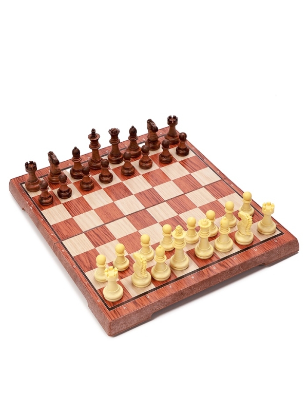 Шахматы 36 х 31 см, король h-7.2 см, пешка h-4 см Шахматы 36 х 31 см, король h-7.2 см, пешка h-4 см