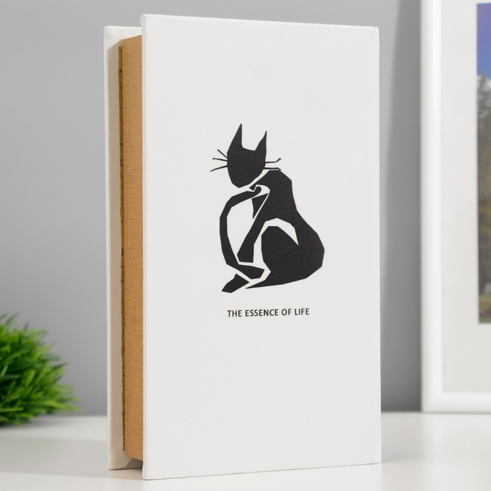 Сейф-книга дерево, кожзам Сейф-книга дерево, кожзам "Чёрная кошка" 21х13х5 см