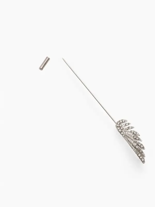 Булавка &laquo;Крыло&raquo;, 9&times;1 см, белая в серебре