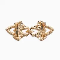 Зажим для кардигана "Ажур", винтажные пики, цвет белый в золоте Зажим для кардигана "Ажур", винтажные пики, цвет белый в золоте