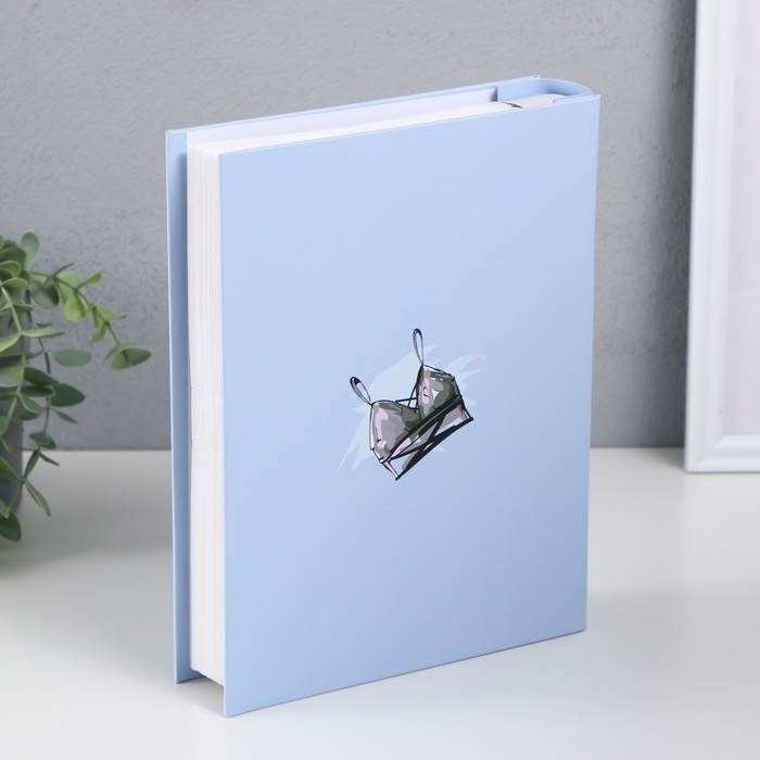 Фотоальбом на 200 фото 10х15 см Фотоальбом на 200 фото 10х15 см "Женские аксессуары" в коробке МИКС 5х20,5х26,5 см