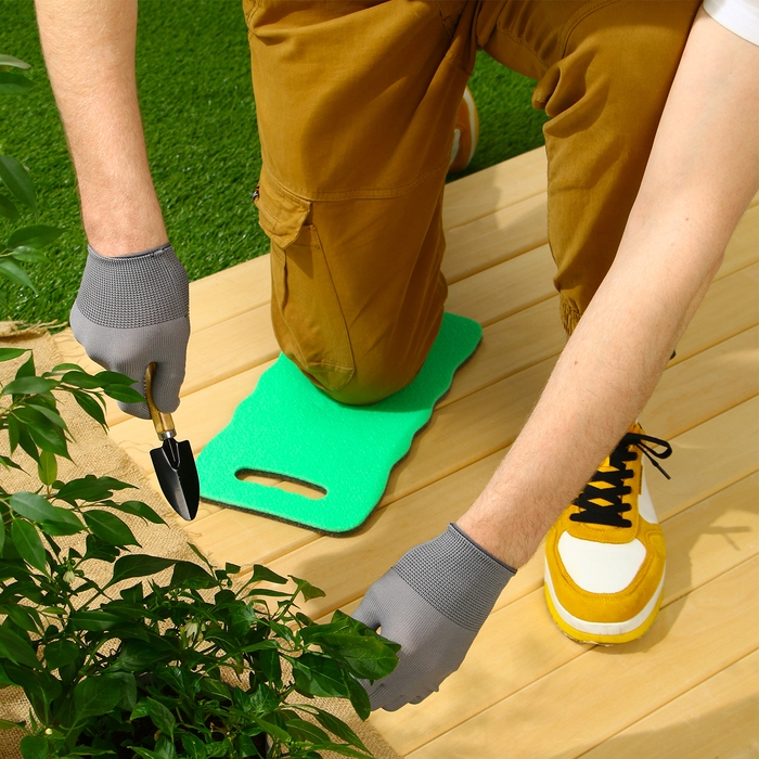 Коврики для садовых работ, 40 × 19 см, набор 4 шт., цвет МИКС Коврики для садовых работ, 40 × 19 см, набор 4 шт., цвет МИКС