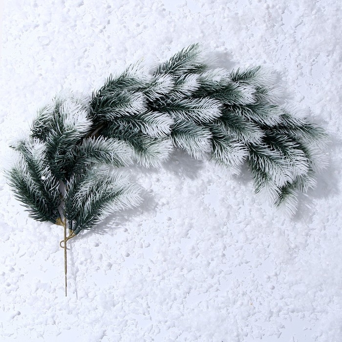 Декор «Ветвь густой ели» Декор «Ветвь густой ели»