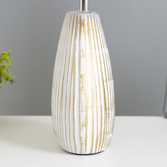 Настольная лампа Настольная лампа "Аллано" E14 40Вт микс 20х25х39 см RISALUX