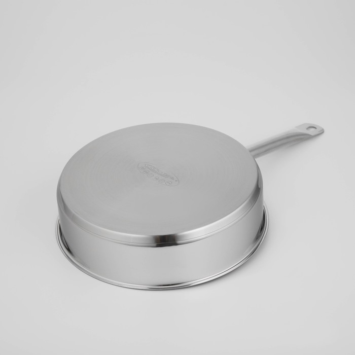Сковорода из нержавеющей стали «Общепит», d=28 см, h=7,5 см, корпус 0,6 мм, капсульное дно 3,5 мм, антипригарное покрытие, индукция Сковорода из нержавеющей стали «Общепит», d=28 см, h=7,5 см, корпус 0,6 мм, капсульное дно 3,5 мм, антипригарное покрытие, индукция