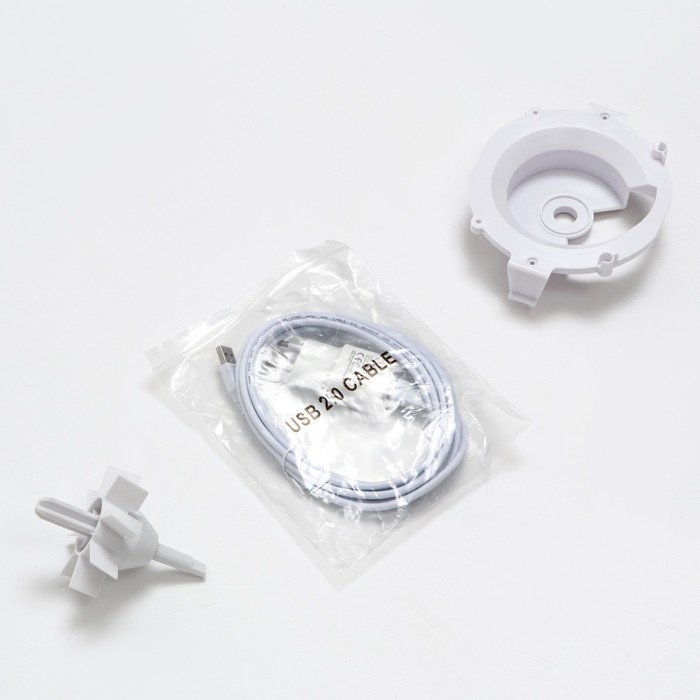 Умная автокормушка, контейнер 6 л, 3 кг сухого корма, функция записи голоса Умная автокормушка, контейнер 6 л, 3 кг сухого корма, функция записи голоса