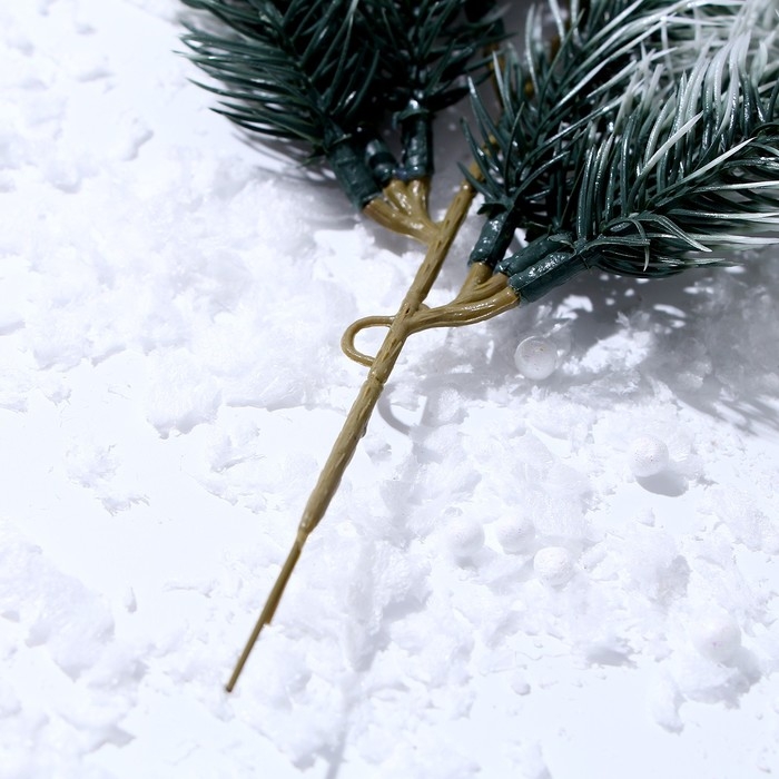 Декор «Ветвь густой ели» Декор «Ветвь густой ели»