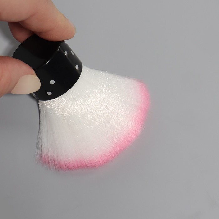 Кисть для смахивания опила, 6 см, цвет МИКС Кисть для смахивания опила, 6 см, цвет МИКС