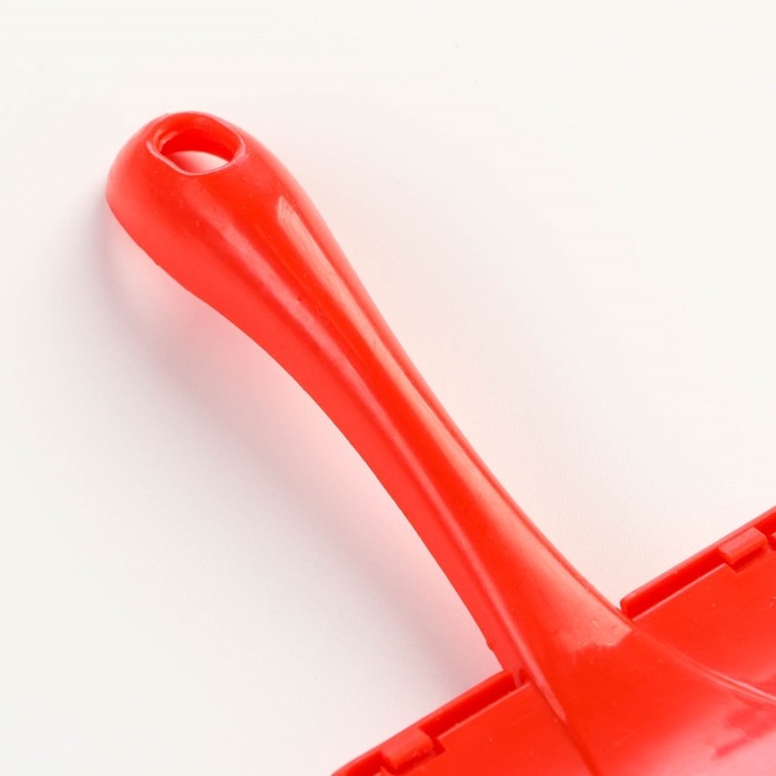 Пуходерка без капель изогнутая, малая, 7 х 14 см, красная Пуходерка без капель изогнутая, малая, 7 х 14 см, красная