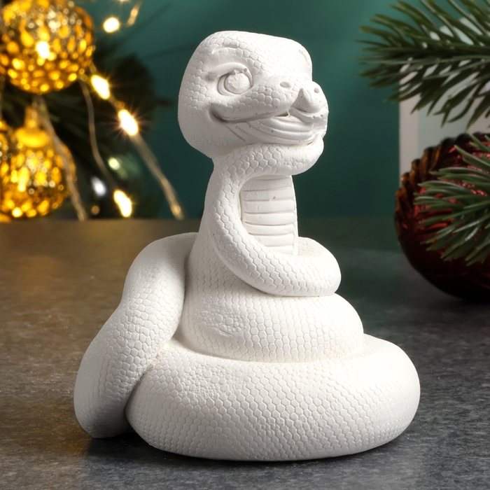 Новый год. Символ 2025. Фигура для раскраски  Новый год. Символ 2025. Фигура для раскраски "Змейка мечтает", 6х6см