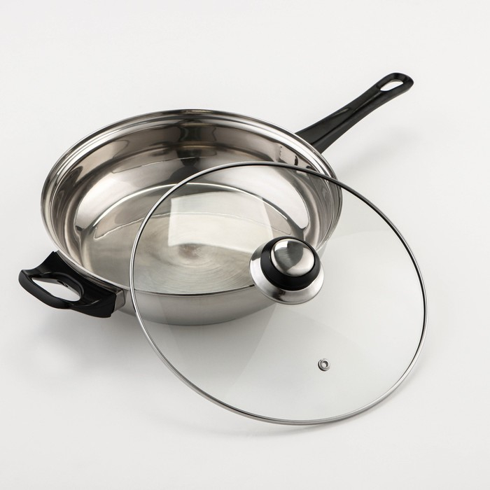 Набор посуды из нержавеющей стали «Чёрная ночь», 8 предметов: ковш 1,5 л, 2 кастрюли 2/3 л, сковорода d=24 см, крышки, стенки 0,3 мм, дно 5 мм Набор посуды из нержавеющей стали «Чёрная ночь», 8 предметов: ковш 1,5 л, 2 кастрюли 2/3 л, сковорода d=24 см, крышки, стенки 0,3 мм, дно 5 мм