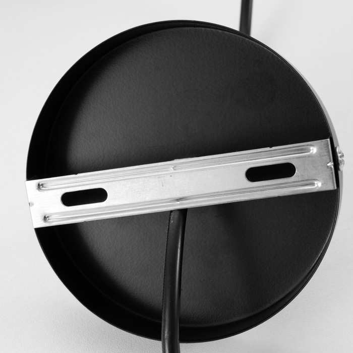 Светильник BayerLux "Треугольник" черный 1x40W E27 12x34x48 см