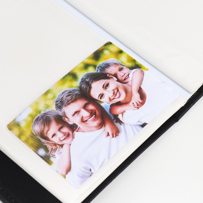 Фотоальбом на 300 фото 10х15 см Фотоальбом на 300 фото 10х15 см "Черный" кожзам МИКС 33х19х6 см