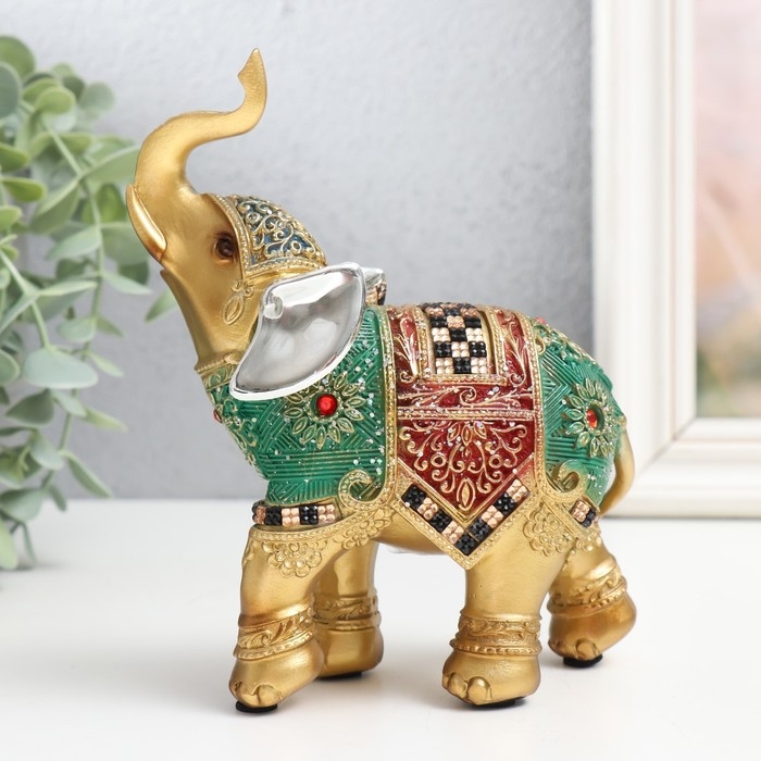 Сувенир полистоун Сувенир полистоун "Слон - попона красно-зелёная с рубинами" 12,5х5,5х15,5 см