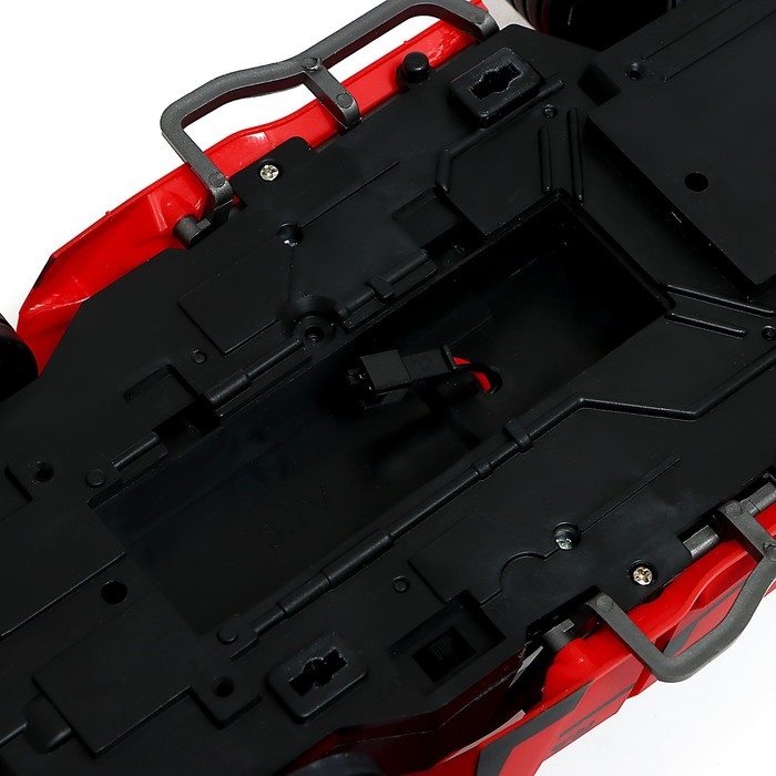 Машина радиоуправляемая «Гоночная», дым, 1:12, с аккумулятором, цвет красный Машина радиоуправляемая «Гоночная», дым, 1:12, с аккумулятором, цвет красный