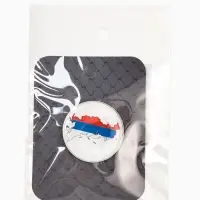 Значок &laquo;Россия&raquo;, цветная в серебре